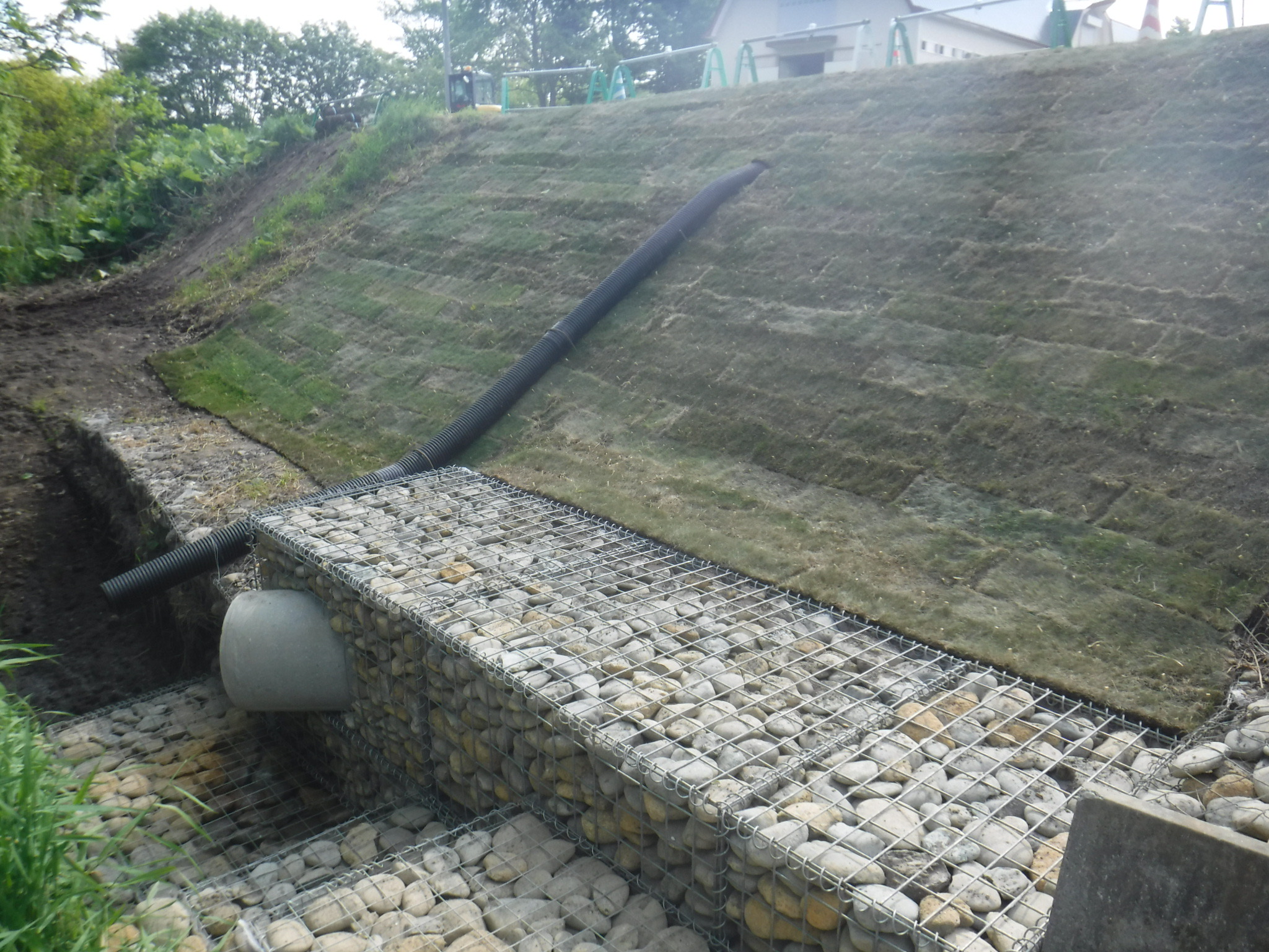 令和7年6月　幾千世庫富1号線　道路災害復旧工事